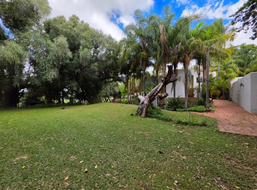 4 Bedroom Property for Sale in Middelpos Northern Cape